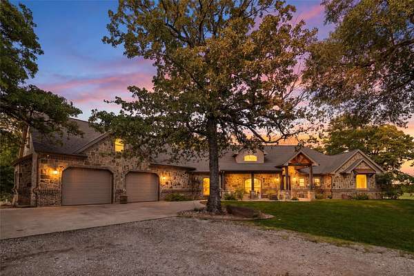 23.4 Acres of Land with Home for Sale in Grandview, Texas