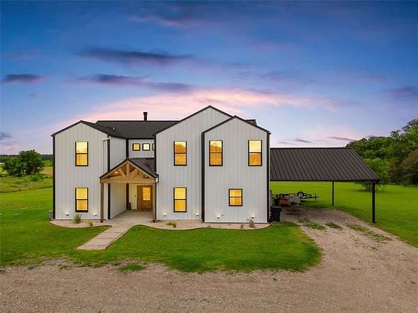 5.4 Acres of Land with Home for Sale in Elm Mott, Texas