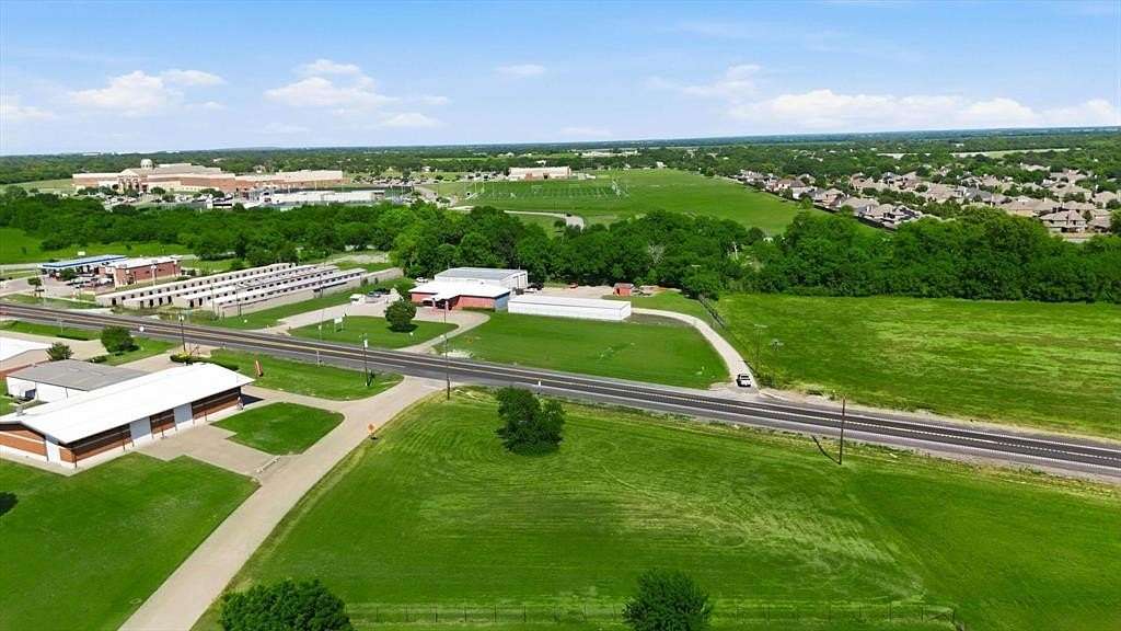 1 Acre of Land for Sale in Red Oak, Texas