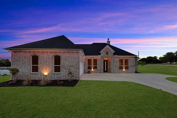 2 Acres of Land with Home for Sale in Weatherford, Texas