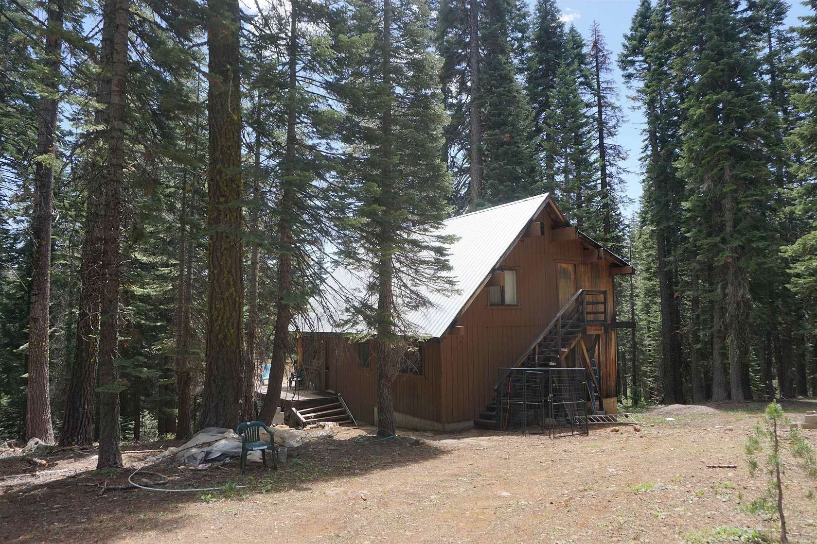 16.5 Acres of Recreational Land with Home for Sale in Bucks Lake, California