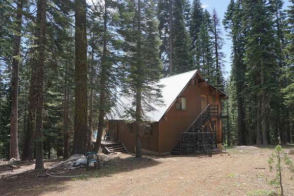 16.5 Acres of Recreational Land with Home for Sale in Bucks Lake, California