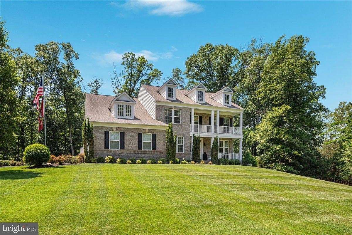 4.15 Acres of Land with Home for Sale in Leesburg, Virginia