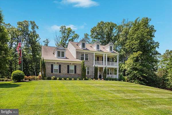 4.15 Acres of Land with Home for Sale in Leesburg, Virginia