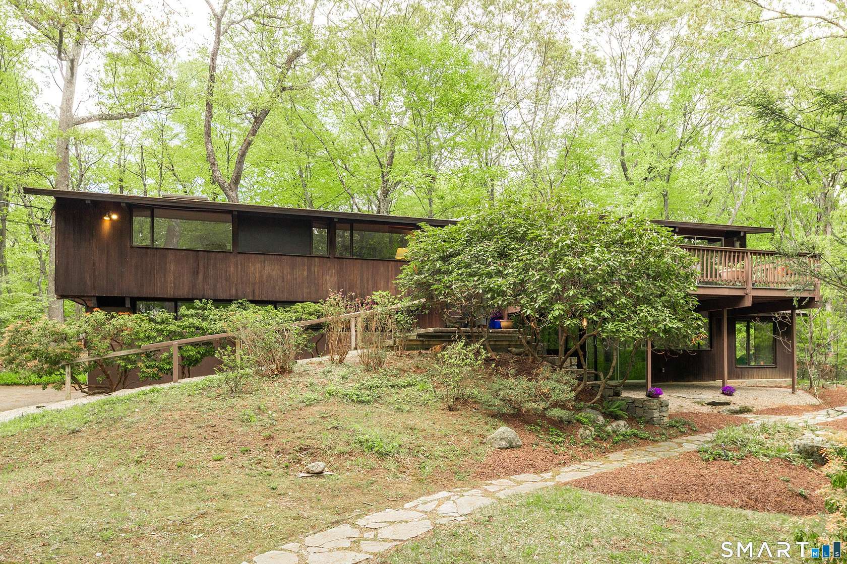 2.52 Acres of Land with Home for Sale in Woodbridge, Connecticut