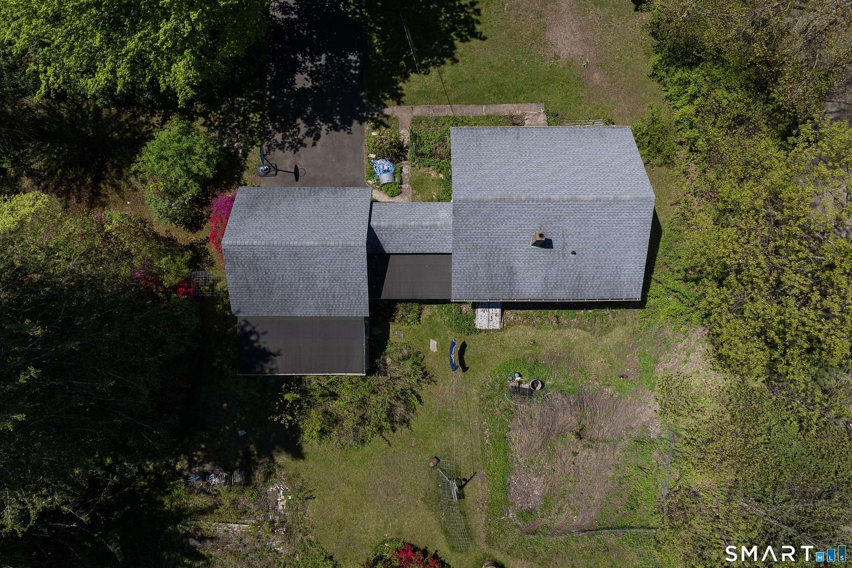 2.23 Acres of Land with Home for Sale in Guilford, Connecticut