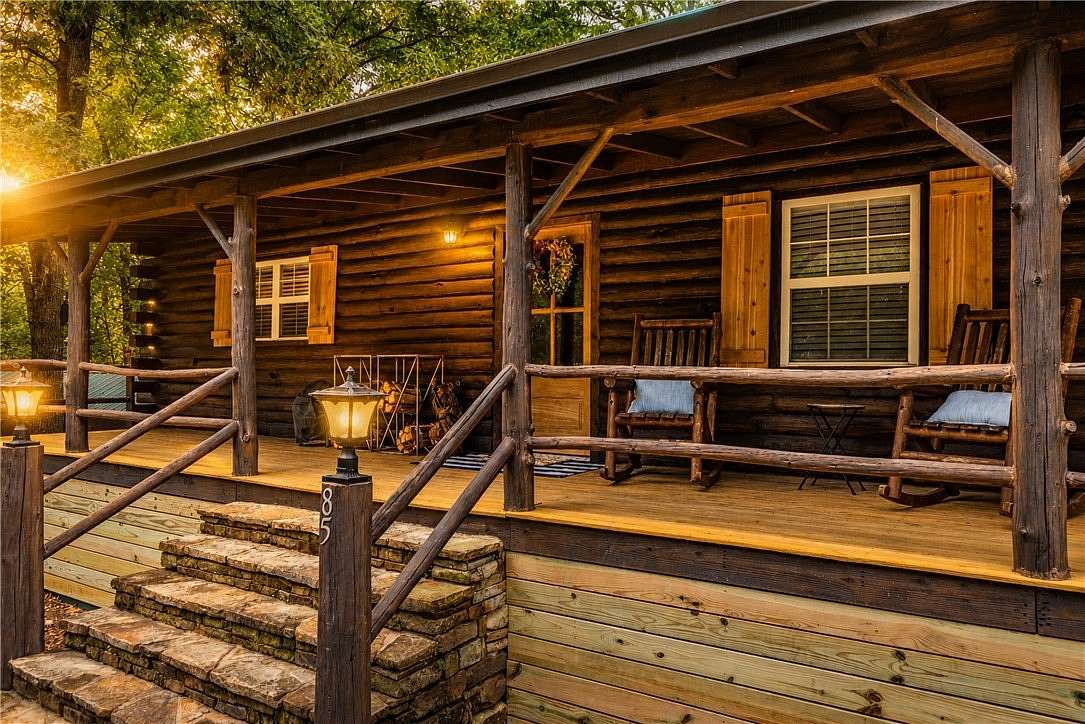 8 Acres of Land with Home for Sale in Eureka Springs, Arkansas