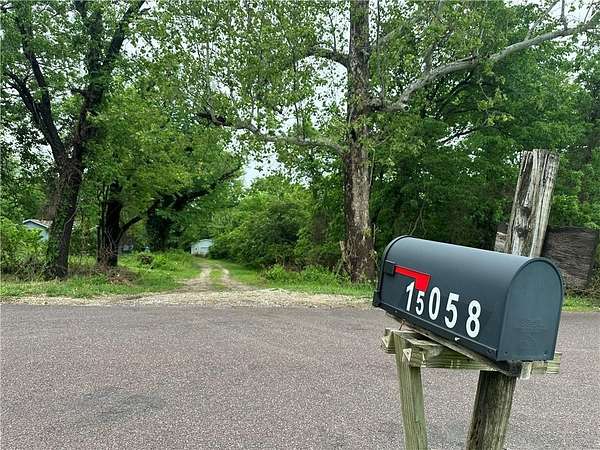 5.65 Acres of Land with Home for Sale in Bonner Springs, Kansas