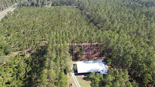 18 Acres of Recreational Land for Sale in Interlachen, Florida