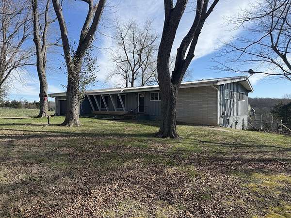 1.7 Acres of Land with Home for Sale in Willow Springs, Missouri