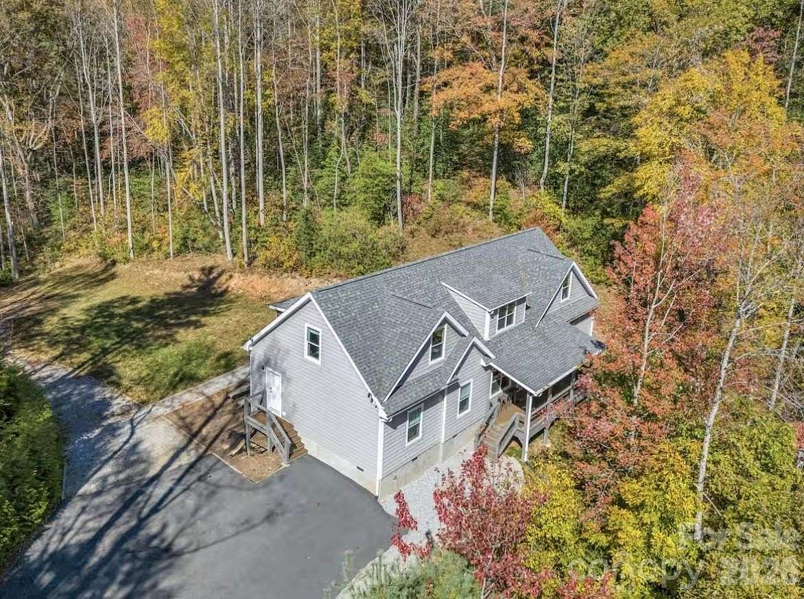 2.64 Acres of Land with Home for Sale in Hendersonville, North Carolina