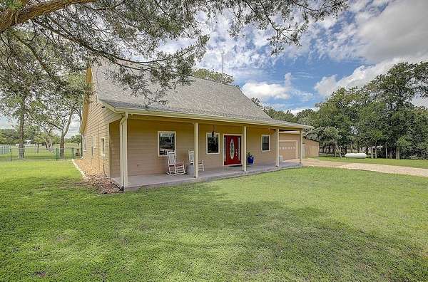 20 Acres of Land with Home for Sale in Carmine, Texas