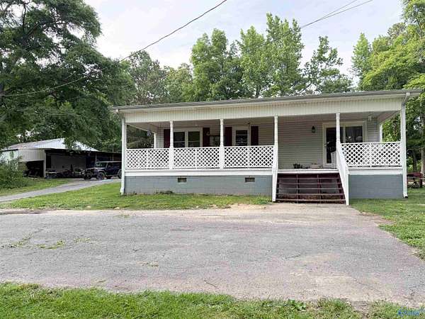 2.4 Acres of Land with Home for Sale in Vinemont, Alabama