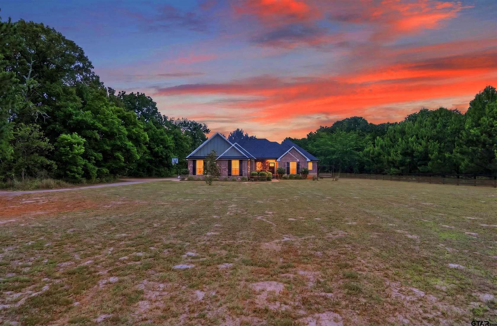 2.64 Acres of Land with Home for Sale in Lindale, Texas