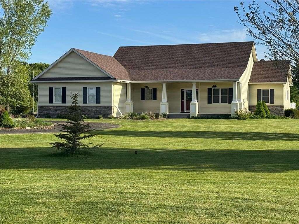 1.5 Acres of Land with Home for Sale in Hammond, Wisconsin