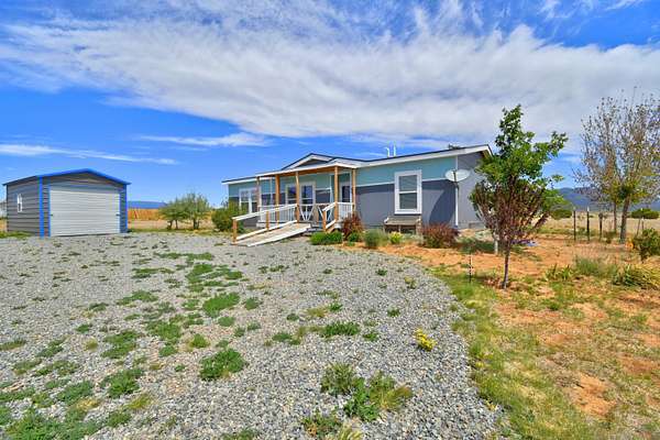 2.5 Acres of Land with Home for Sale in Edgewood, New Mexico
