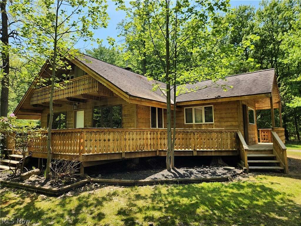 11 Acres of Recreational Land with Home for Sale in Geneva, Ohio