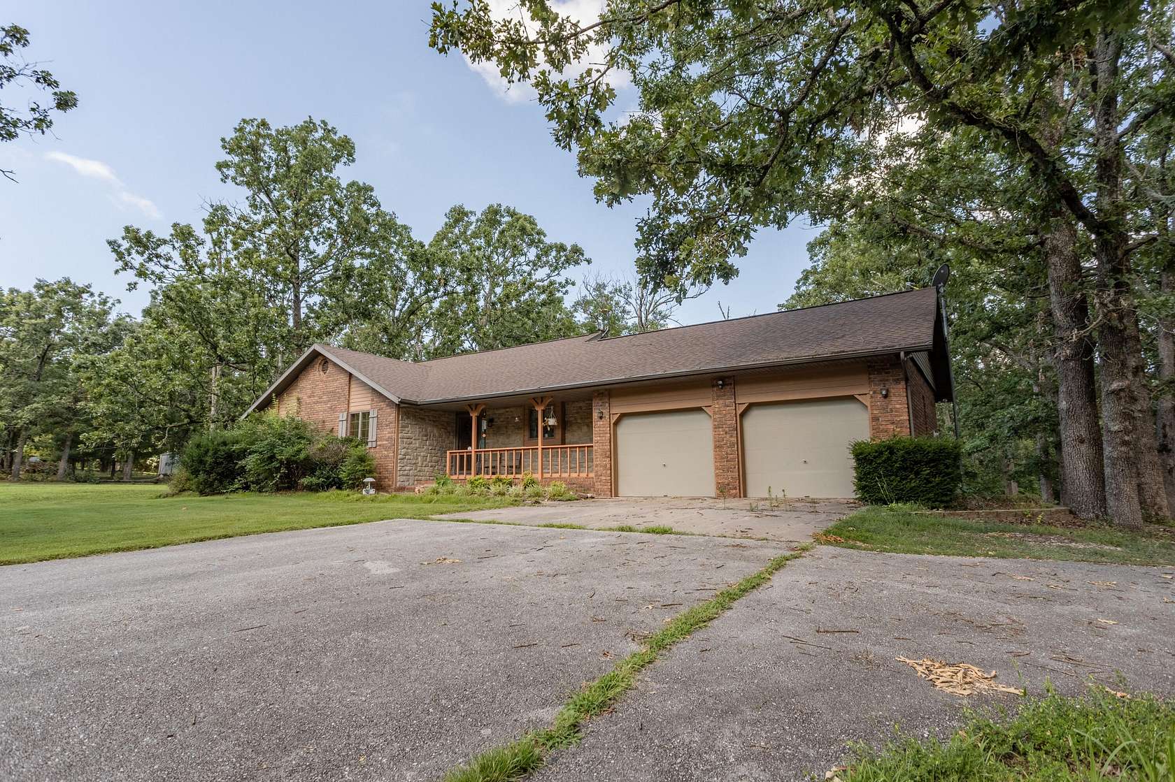 10 Acres of Land with Home for Sale in Billings, Missouri