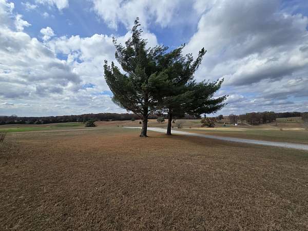 0.77 Acres of Residential Land for Sale in Houston, Missouri