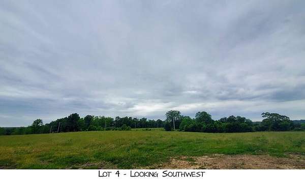 3 Acres of Residential Land for Sale in Brighton, Missouri