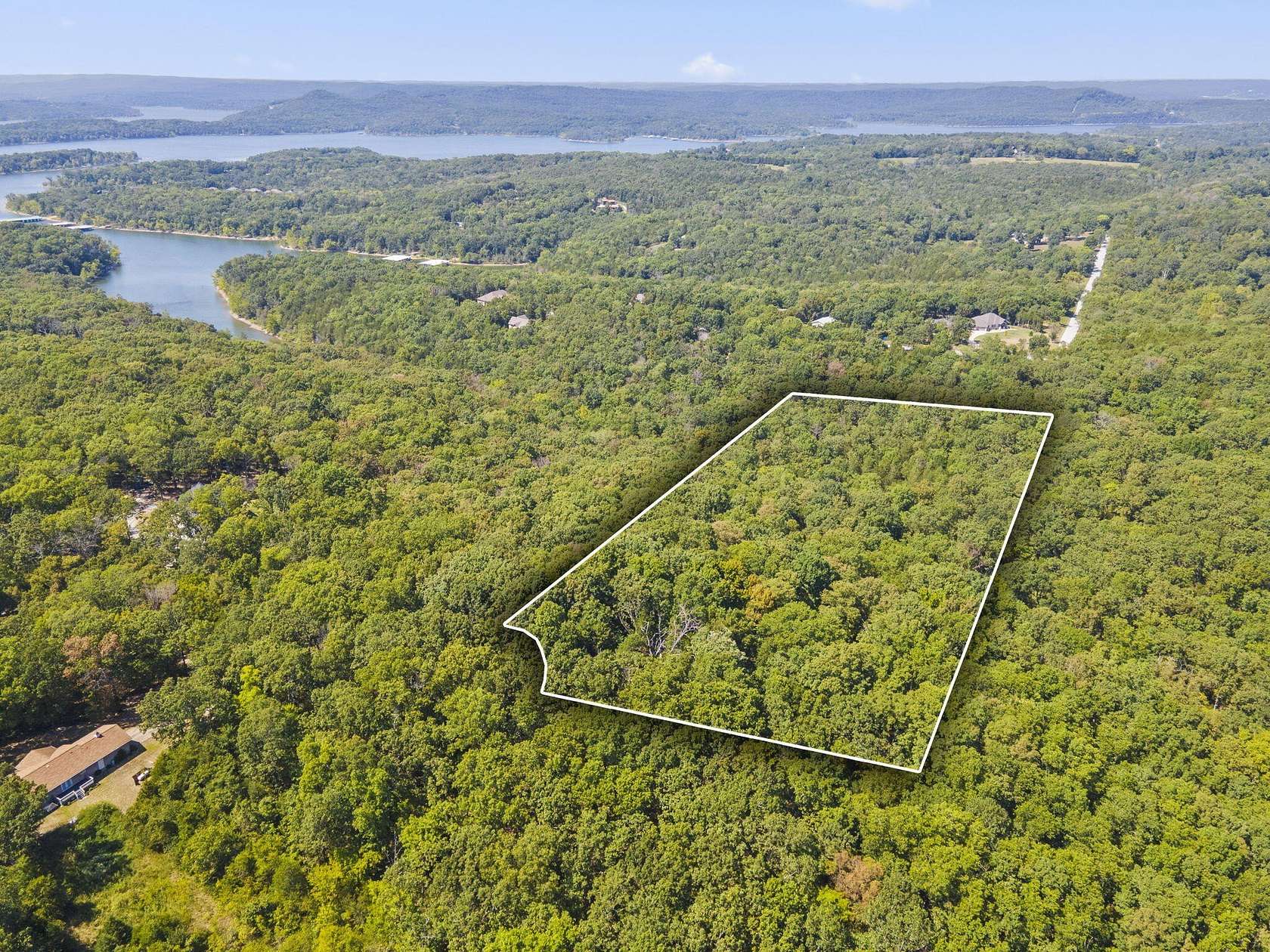 7 Acres of Residential Land for Sale in Lampe, Missouri
