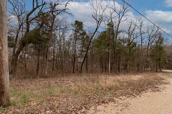 0.09 Acres of Residential Land for Sale in Merriam Woods, Missouri
