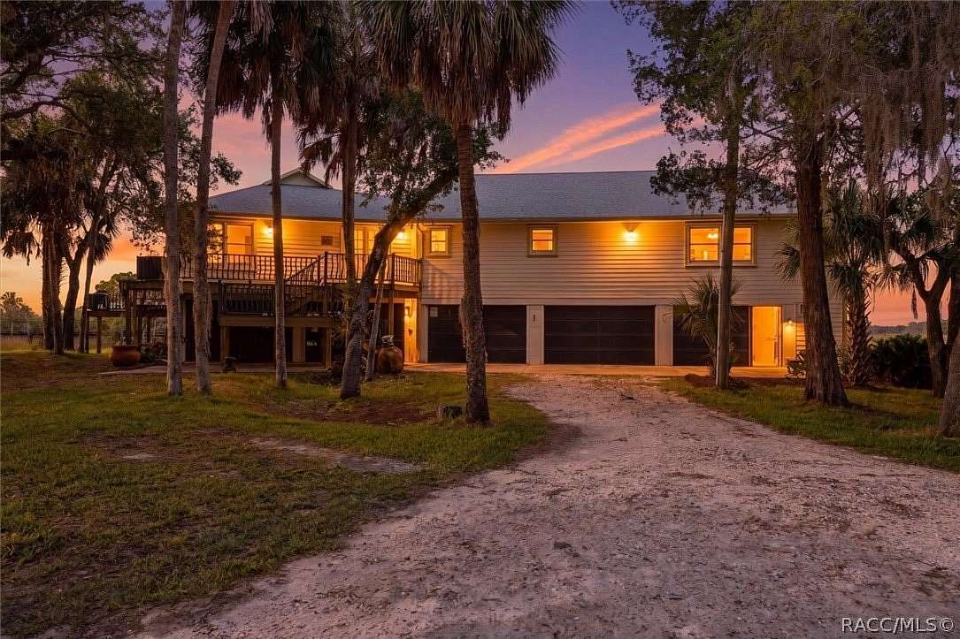 5.37 Acres of Land with Home for Sale in Homosassa, Florida