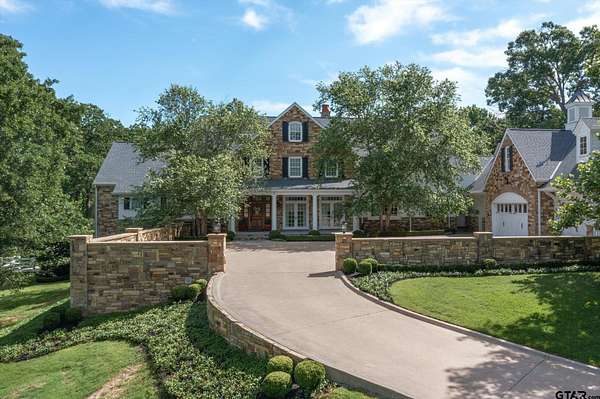 1.63 Acres of Land with Home for Sale in Tyler, Texas