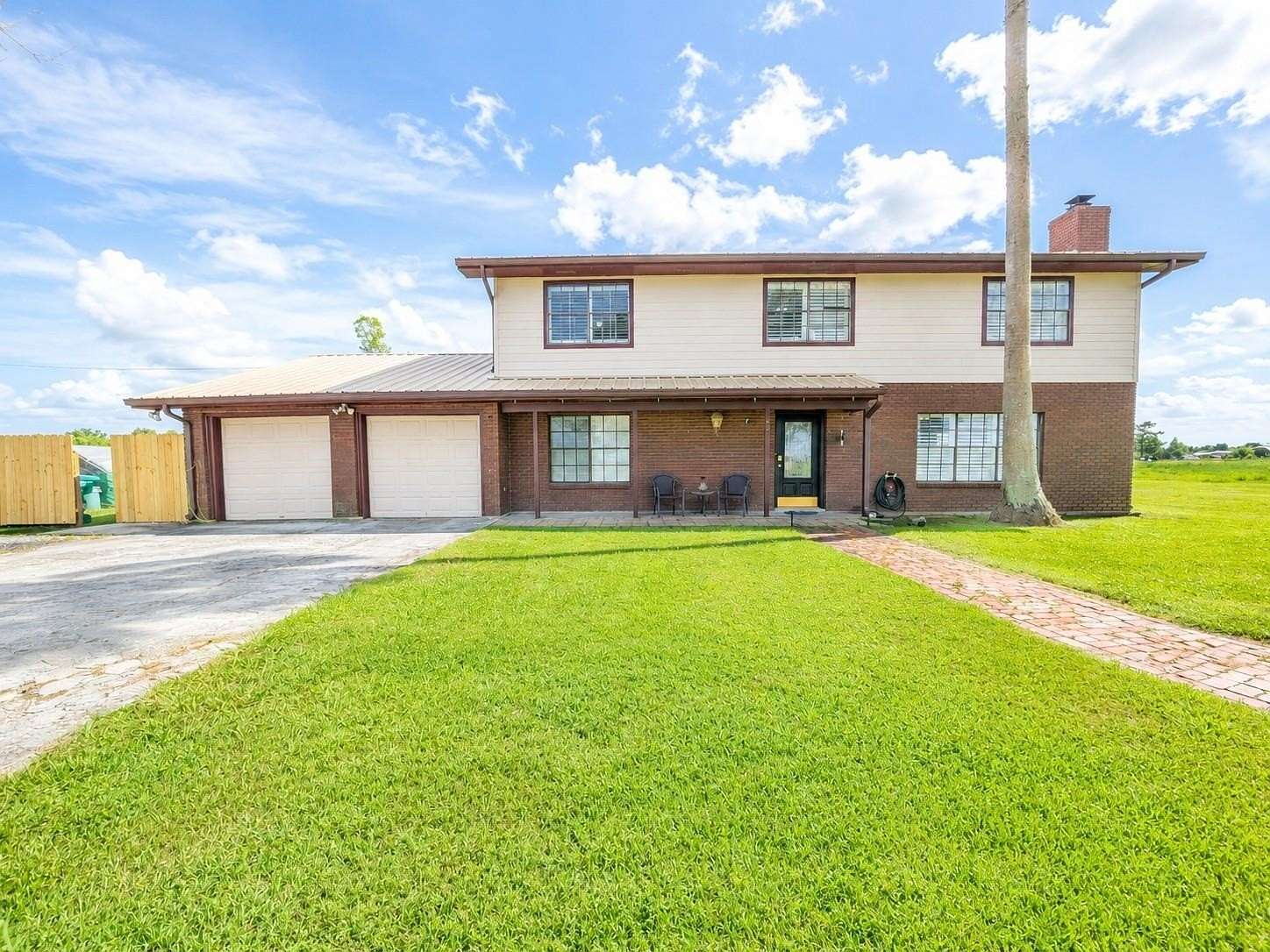 5.47 Acres of Land with Home for Sale in Raceland, Louisiana