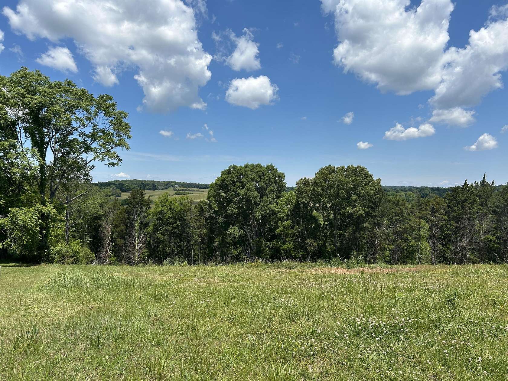 1.65 Acres of Residential Land for Sale in Dandridge, Tennessee