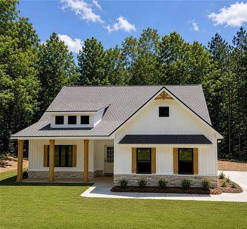 5 Acres of Land with Home for Sale in Silver Creek, Georgia