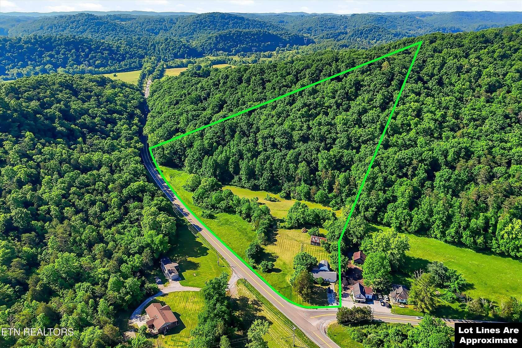 9.16 Acres of Land with Home for Sale in Powell, Tennessee