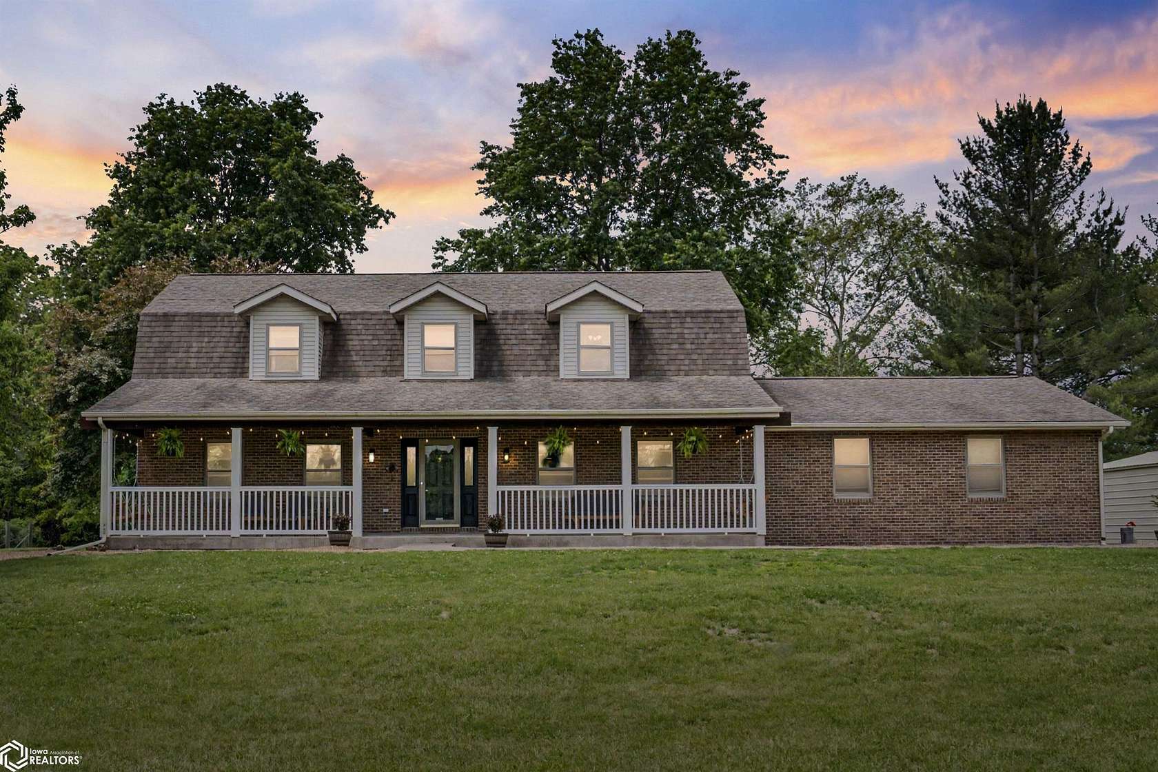 2.3 Acres of Land with Home for Sale in Burlington, Iowa