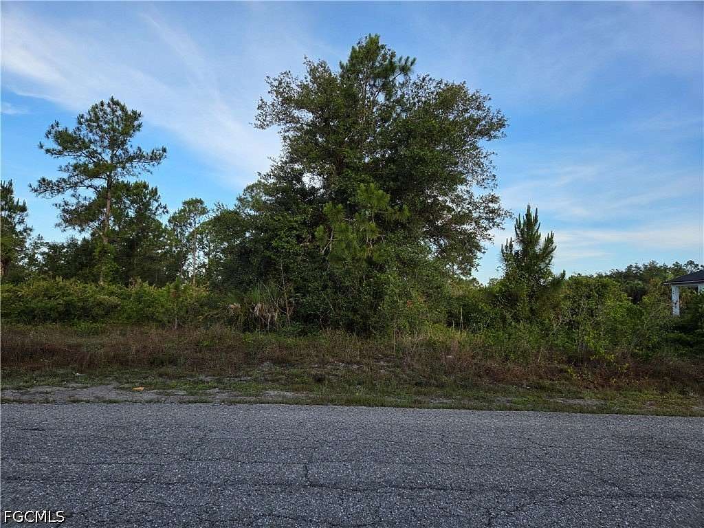 0.5 Acres of Residential Land for Sale in Lehigh Acres, Florida