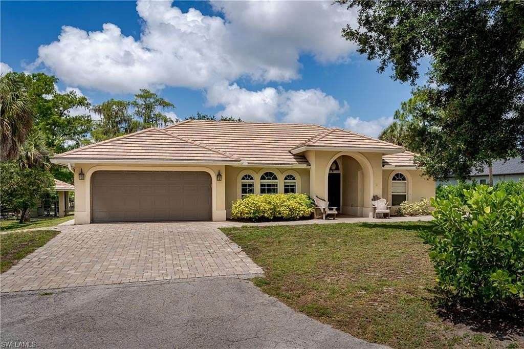 2.73 Acres of Land with Home for Sale in Naples, Florida