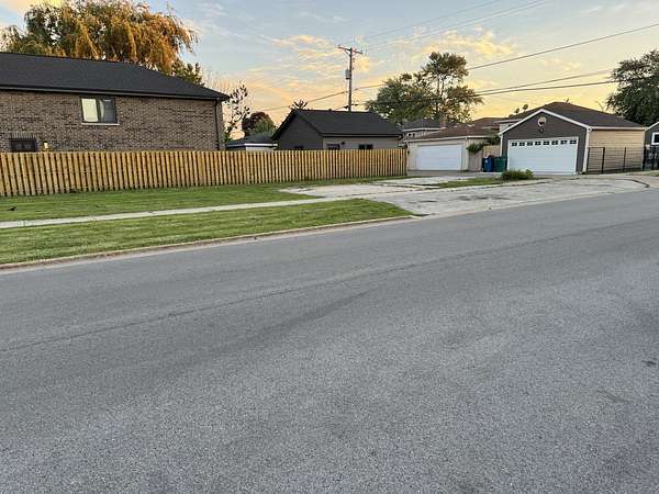 0.25 Acres of Residential Land for Sale in Chicago, Illinois