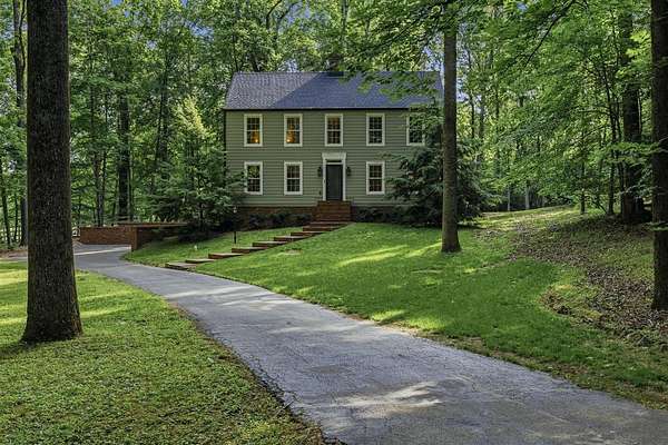 1.6 Acres of Land with Home for Sale in Bowling Green, Kentucky