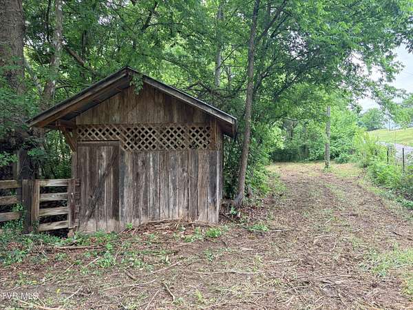 26.8 Acres of Recreational & Residential Land for Sale in Mosheim, Tennessee