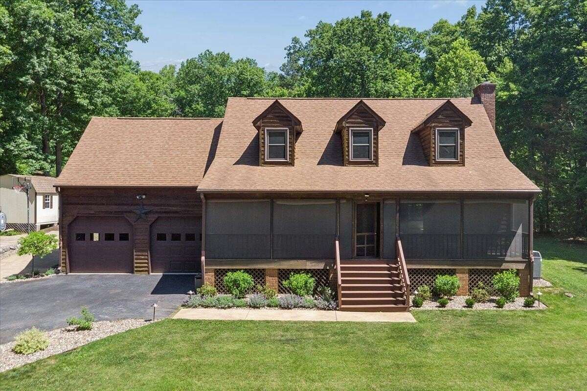 6 Acres of Land with Home for Sale in Evington, Virginia