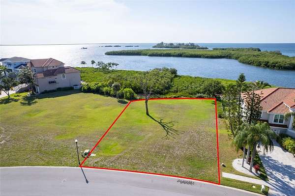0.58 Acres of Residential Land for Sale in Tarpon Springs, Florida