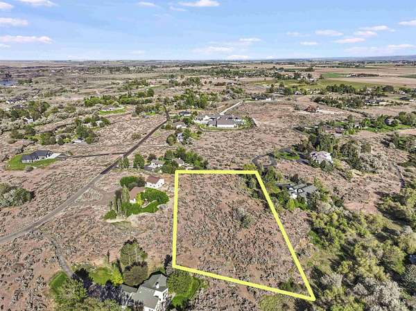2.72 Acres of Residential Land for Sale in Twin Falls, Idaho