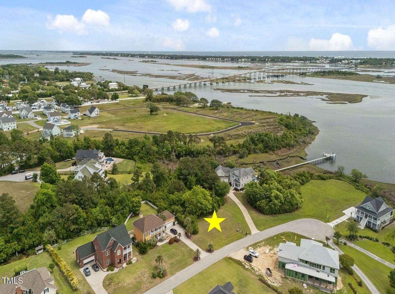 0.97 Acres of Residential Land for Sale in Cedar Point, North Carolina