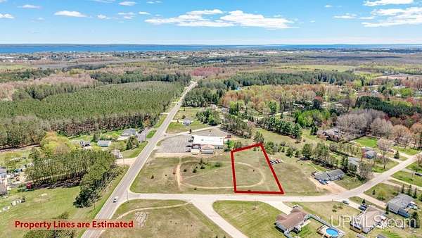 0.89 Acres of Residential Land for Sale in Escanaba, Michigan