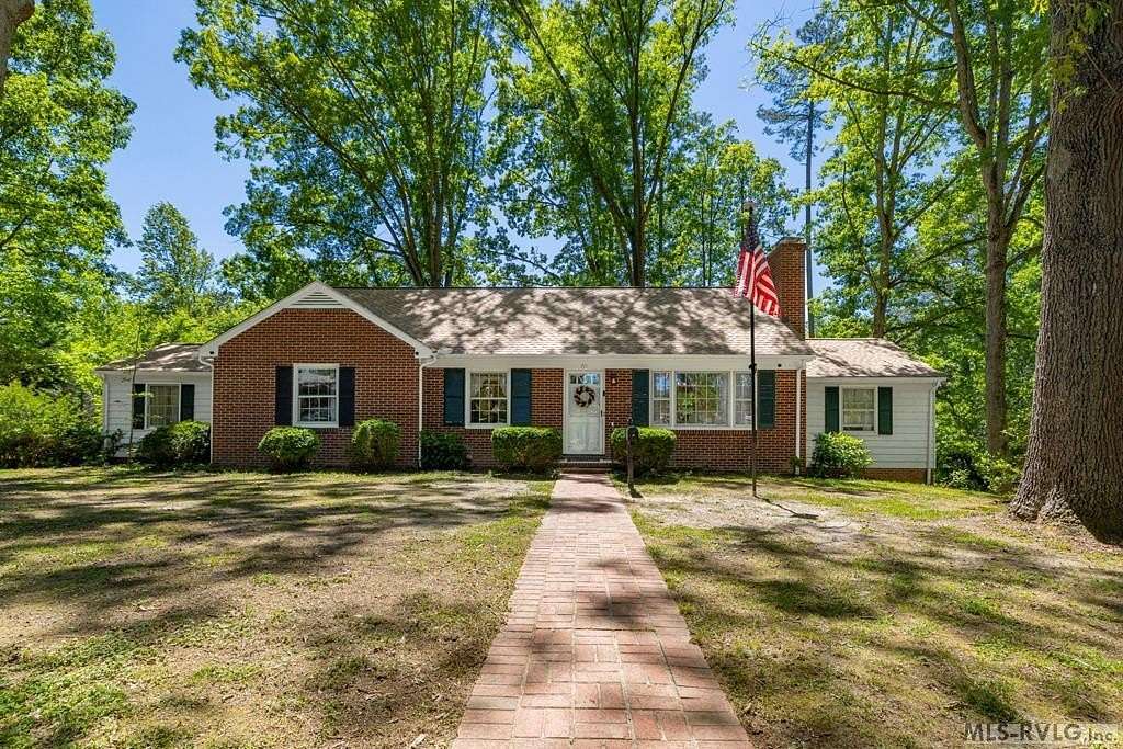 4.54 Acres of Land with Home for Sale in South Hill, Virginia