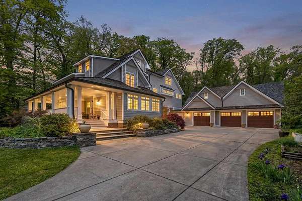1.87 Acres of Land with Home for Sale in Bloomfield Hills, Michigan