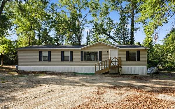 2.19 Acres of Land with Home for Sale in Fort White, Florida