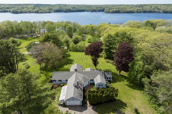 5.2 Acres of Land with Home for Sale in South Bristol, Maine