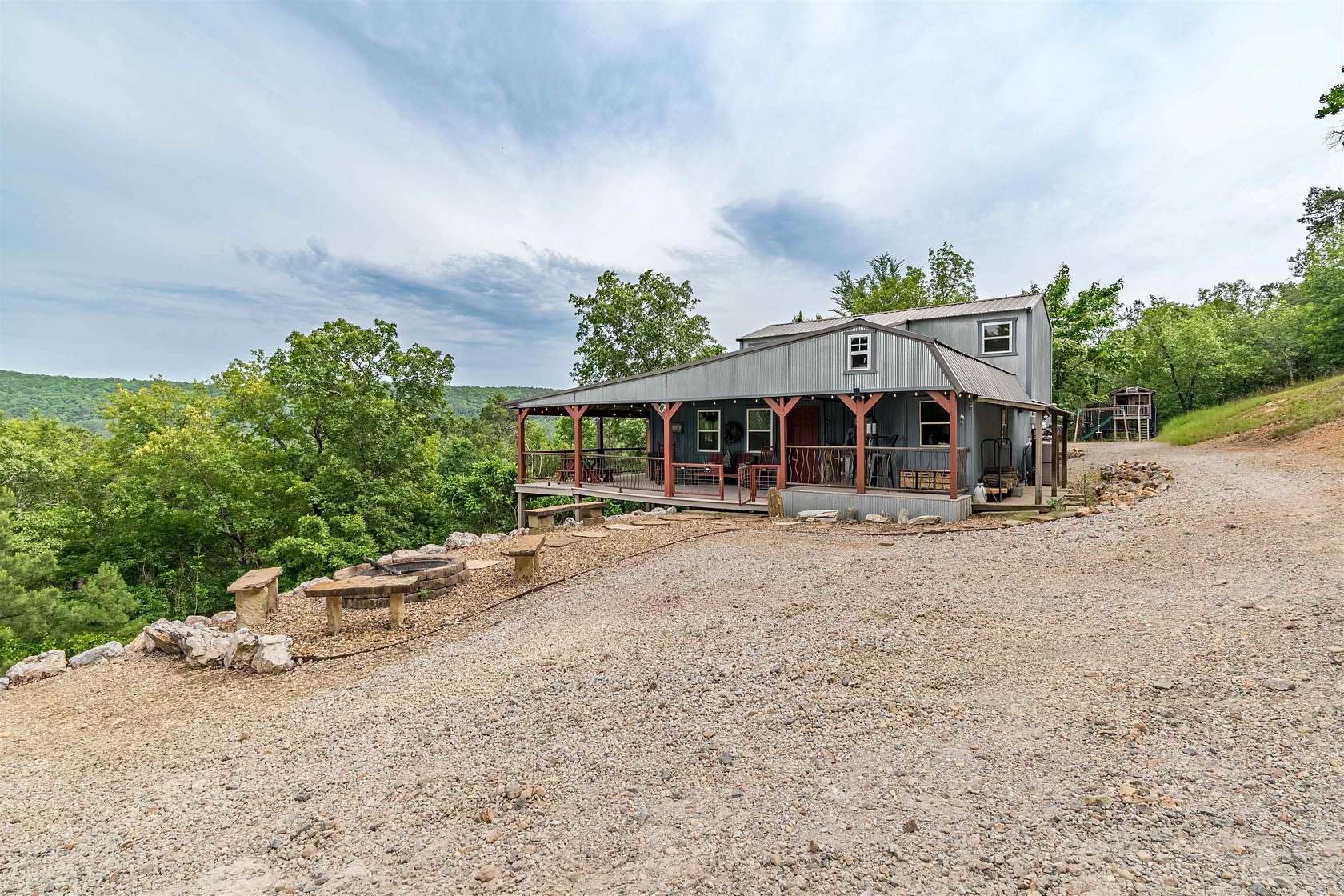 21 Acres of Recreational Land with Home for Sale in Hot Springs, Arkansas