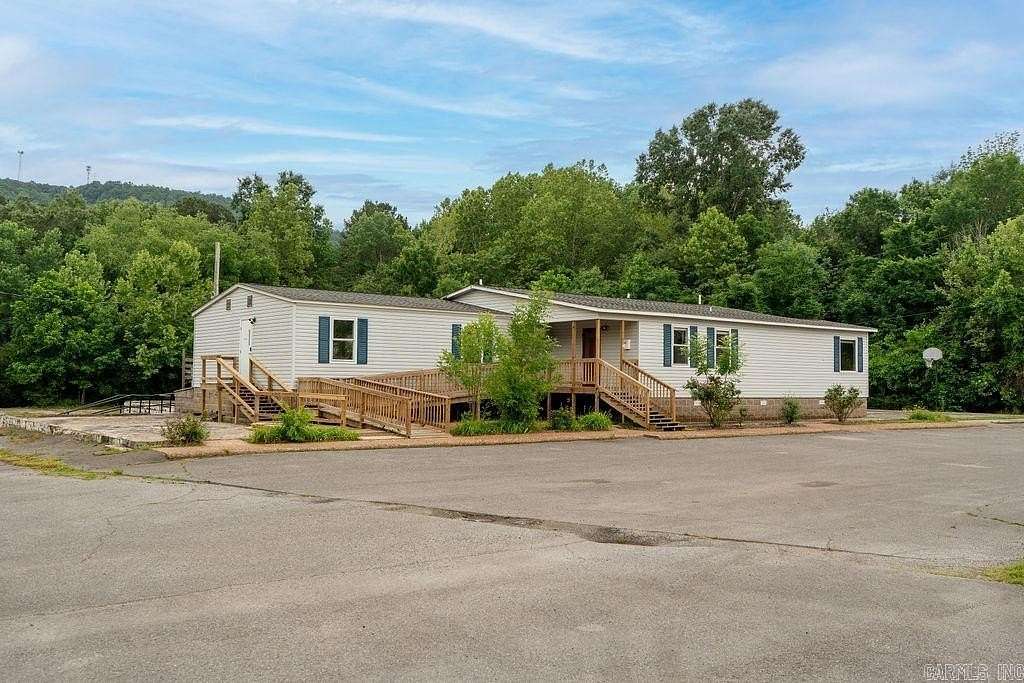 3.45 Acres of Improved Mixed-Use Land for Sale in Heber Springs, Arkansas