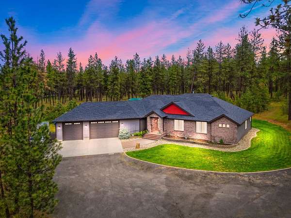 10 Acres of Land with Home for Sale in Cheney, Washington